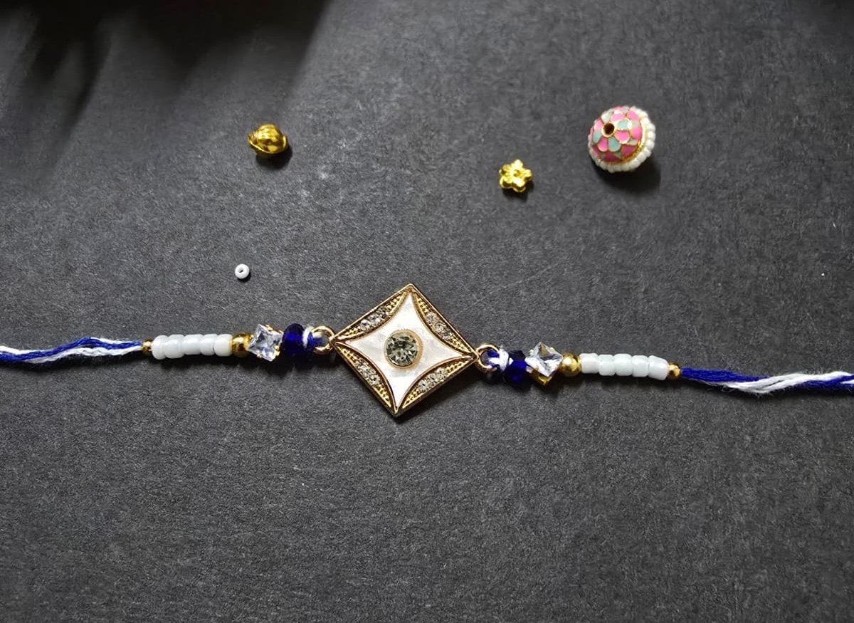 Royal Square Rakhi